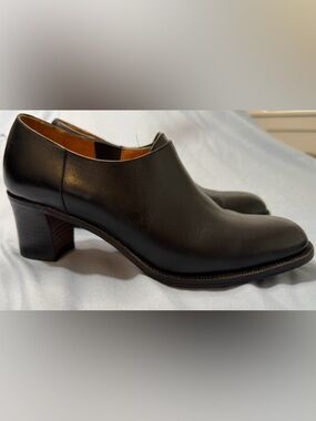 CARMINA Niza Women's Black Leather Oxfords heels